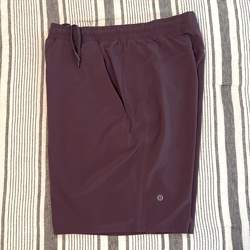 ⚡️Lululemon Lined Shorts⚡️